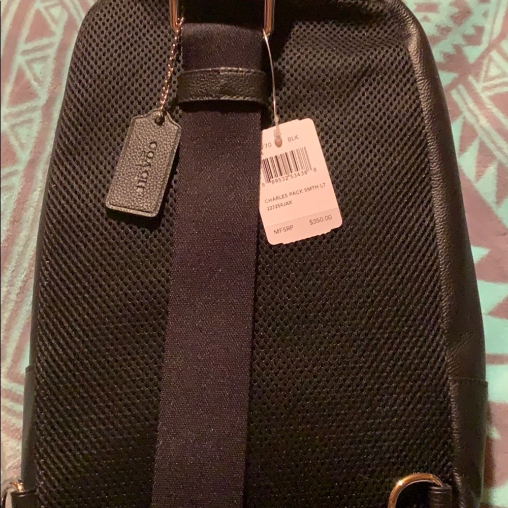 Cross Body - Picture 2 of 4